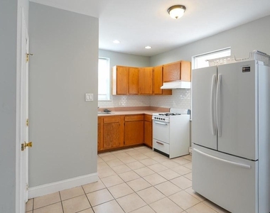 7401 Andrews Avenue - Photo Thumbnail 4