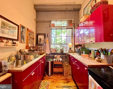 14 W Harvey Street - Photo Thumbnail 3