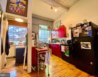 14 W Harvey Street - Photo Thumbnail 2