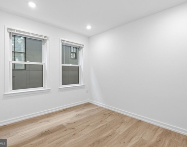 208 Vine Street - Photo Thumbnail 11