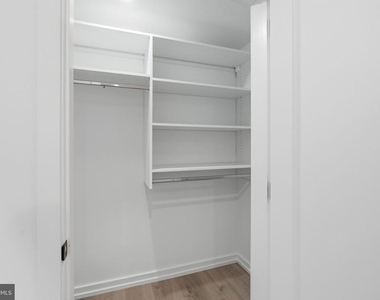 208 Vine Street - Photo Thumbnail 10