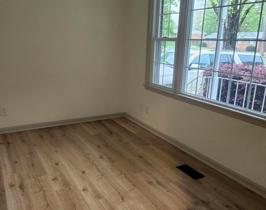2546 Ardsley Drive - Photo Thumbnail 14