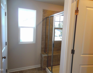 1003 Sora Way - Photo Thumbnail 13