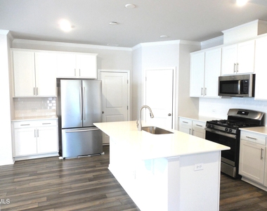 1003 Sora Way - Photo Thumbnail 1