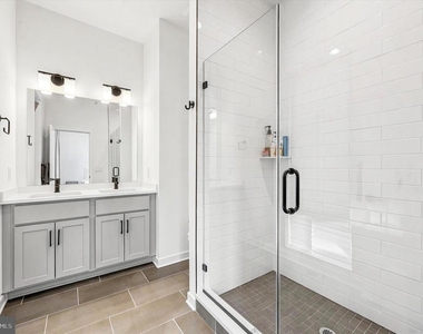 3005 Birchview Walk - Photo Thumbnail 19