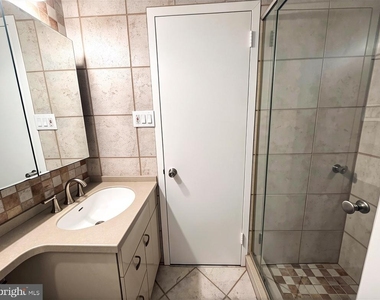 6100 Henry Avenue - Photo Thumbnail 13
