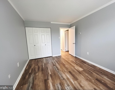 6100 Henry Avenue - Photo Thumbnail 16