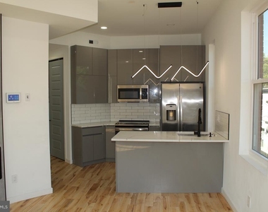 3017 Ridge - Photo Thumbnail 8