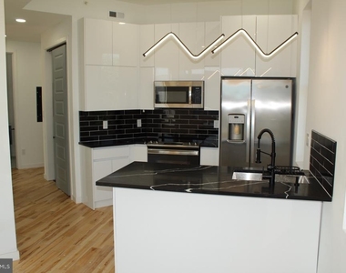 3017 Ridge - Photo Thumbnail 9
