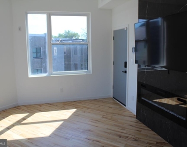 3017 Ridge - Photo Thumbnail 5