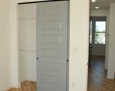 3017 Ridge - Photo Thumbnail 13