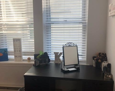 116 Grape Street - Photo Thumbnail 5