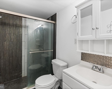8 Bristow Place - Photo Thumbnail 9