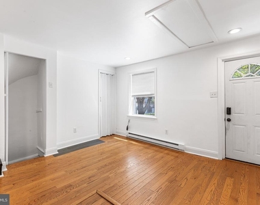8 Bristow Place - Photo Thumbnail 4