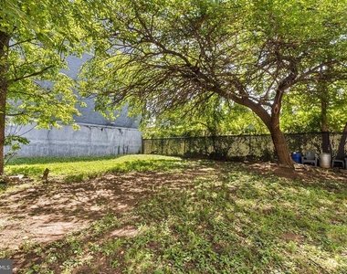 8 Bristow Place - Photo Thumbnail 1