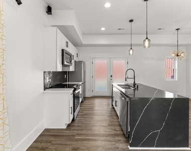 203 Nelson Street - Photo Thumbnail 5