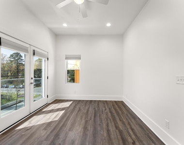 203 Nelson Street - Photo Thumbnail 13