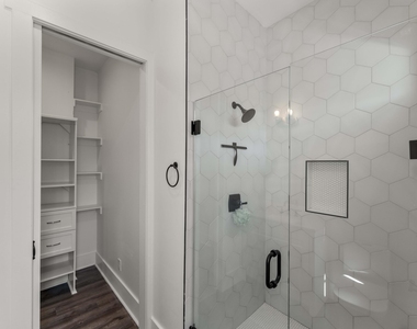 203 Nelson Street - Photo Thumbnail 18