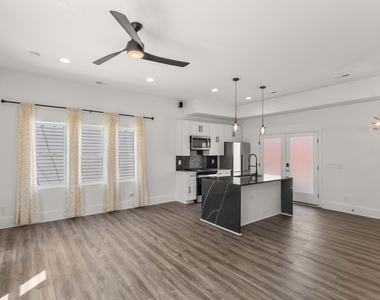 203 Nelson Street - Photo Thumbnail 6