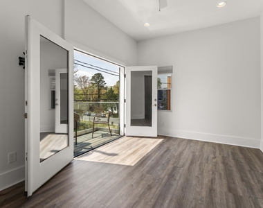 203 Nelson Street - Photo Thumbnail 14