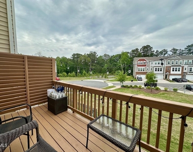 230 Marietta Way - Photo Thumbnail 24