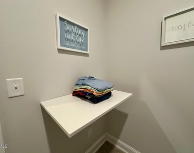 230 Marietta Way - Photo Thumbnail 17
