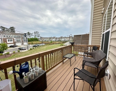 230 Marietta Way - Photo Thumbnail 23