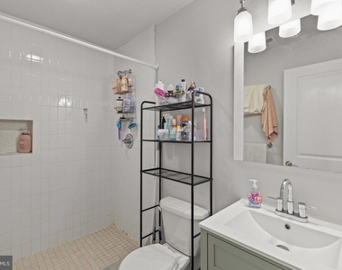 1610 Christian Street - Photo Thumbnail 8