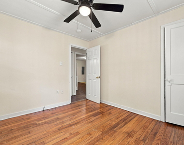 404 S Ash Street - Photo Thumbnail 11