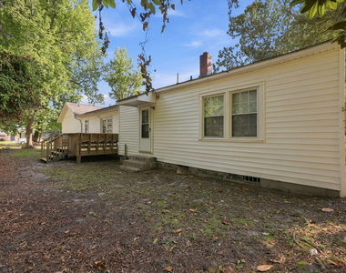 404 S Ash Street - Photo Thumbnail 34