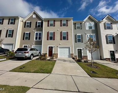 921 Romeria Drive - Photo Thumbnail 1