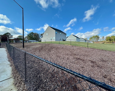 921 Romeria Drive - Photo Thumbnail 31