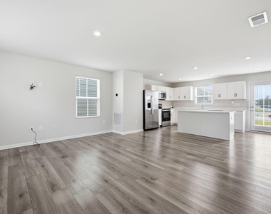 1432 Burgundy Bluff Lane - Photo Thumbnail 6