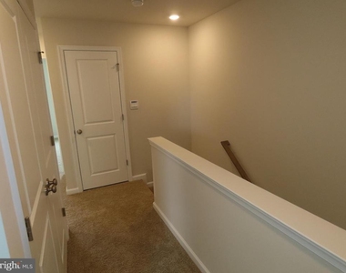 3080 Martha Way - Photo Thumbnail 11