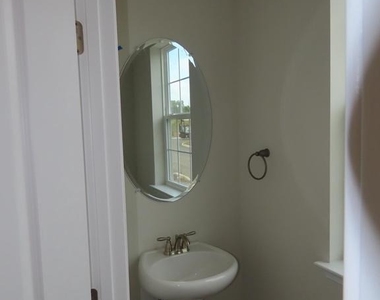 3080 Martha Way - Photo Thumbnail 9