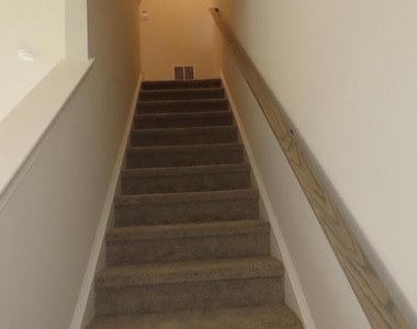 3080 Martha Way - Photo Thumbnail 10