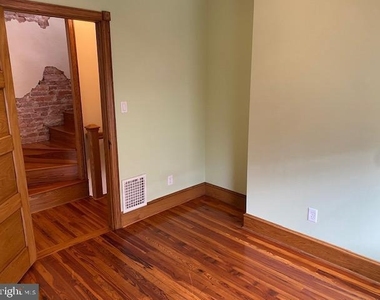 30 Thomas Avenue - Photo Thumbnail 17