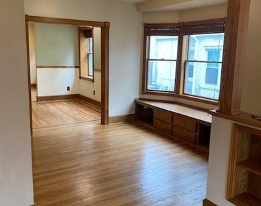 30 Thomas Avenue - Photo Thumbnail 2