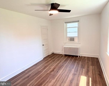 23 Morton Ave - Photo Thumbnail 10