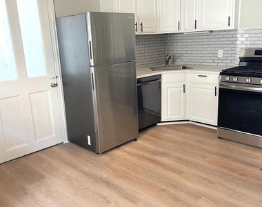 854 Summit Grove Avenue - Photo Thumbnail 5