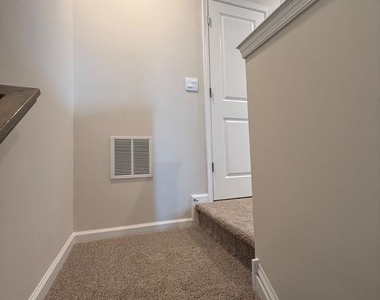 8207 Brodie Ct - Photo Thumbnail 63