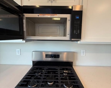 8207 Brodie Ct - Photo Thumbnail 55