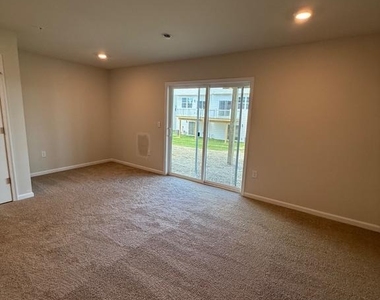 8207 Brodie Ct - Photo Thumbnail 34