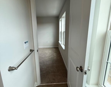 8207 Brodie Ct - Photo Thumbnail 87