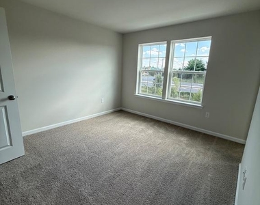 8207 Brodie Ct - Photo Thumbnail 76