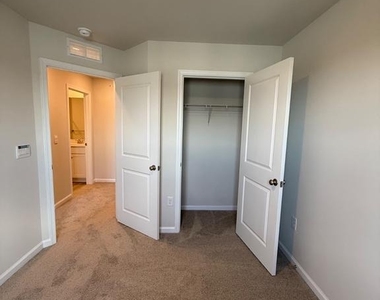 8207 Brodie Ct - Photo Thumbnail 73