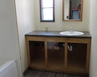 14169 Buchanan Trail West W - Photo Thumbnail 5