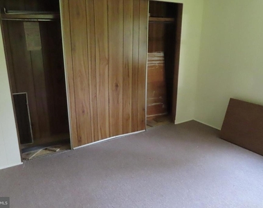 14169 Buchanan Trail West W - Photo Thumbnail 7