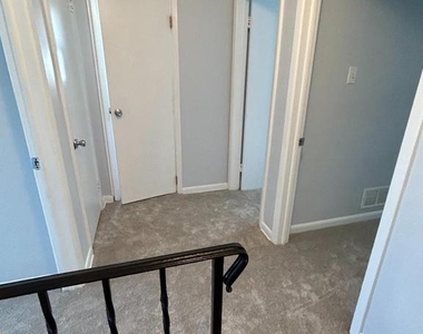 15 E Avon Road - Photo Thumbnail 5