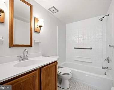 421 Drummers Lane - Photo Thumbnail 18